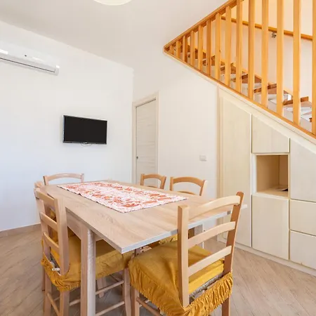 Casa Lorena Holiday home *
